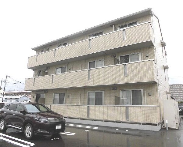 高知市北川添１LDK☆３階建て最上階中部屋☆